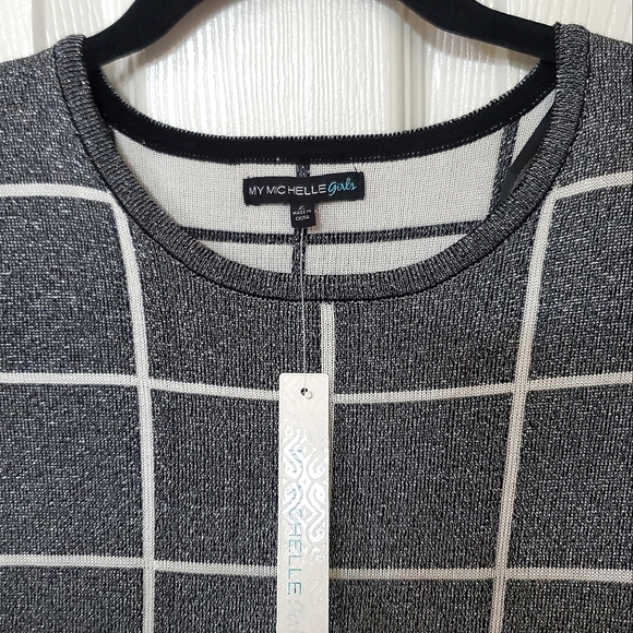 My Michelle Girls Silver Sparkle & Black Sweater Knit Short Sleeve Skater Dress - Picture 4 of 10